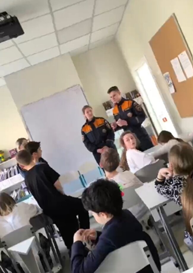 К нам в гости приходили пожарные